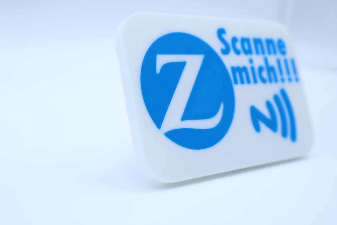 3D-gedruckter NFC-Aufsteller &amp; Schlüsselanhänger – Zurich Edition