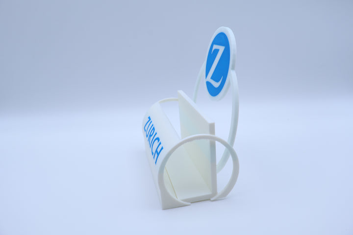 3D-gedruckter ZURICH Visitenkartenhalter mit Logo – Premium Büroaufsteller für Versicherung, Empfang &amp; Schreibtisch